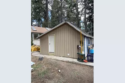 2631 Secret, Running Springs, CA 92382 - Photo 9
