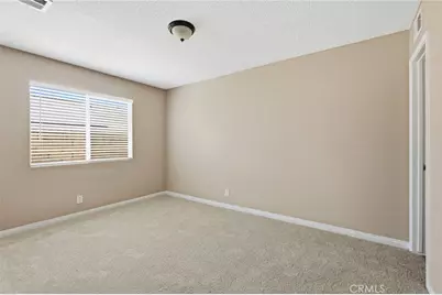 28047 Ermine, Canyon Country, CA 91351 - Photo 13