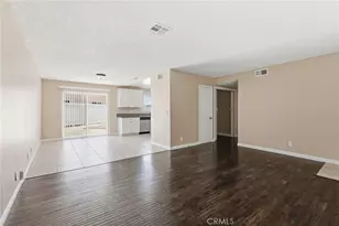 28047 Ermine, Canyon Country, CA 91351 - Photo 7
