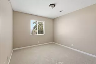 28047 Ermine, Canyon Country, CA 91351 - Photo 15
