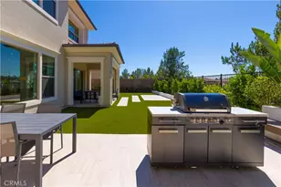 63 Longchamp, Irvine, CA 92602 - Photo 43