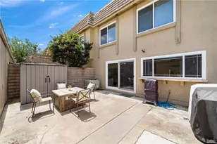 10290 Pinto River Ct, Fountain Valley, CA 92708 - Photo 21