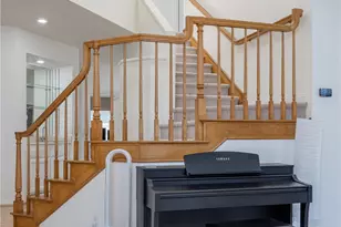 1011 S Mountcrest Ct, Anaheim, CA 92808 - Photo 7