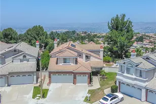 1011 S Mountcrest Ct, Anaheim, CA 92808 - Photo 3