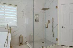 1011 S Mountcrest Ct, Anaheim, CA 92808 - Photo 31