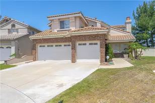 1011 S Mountcrest Ct, Anaheim, CA 92808 - Photo 3