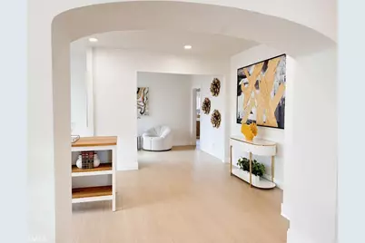 4259 Walton Avenue, Los Angeles, CA 90037 - Photo 9