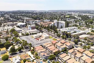 7117 Natick, Van Nuys, CA 91405 - Photo 31