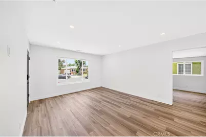 7117 Natick, Van Nuys, CA 91405 - Photo 5