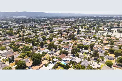 7117 Natick, Van Nuys, CA 91405 - Photo 29