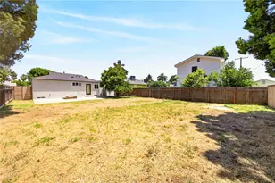 7117 Natick, Van Nuys, CA 91405 - Photo 19