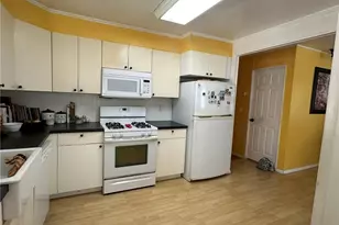 24921 Muirlands, Lake Forest, CA 92630 - Photo 11