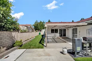 15442 Eiffel, Irvine, CA 92604 - Photo 17