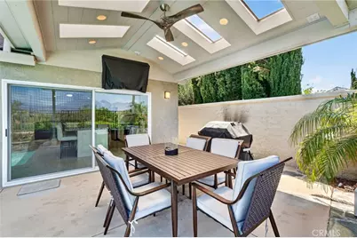 27441 Valderas, Mission Viejo, CA 92691 - Photo 29