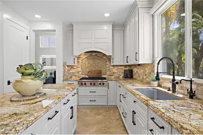 25 Golf View Drive, Rancho Santa Margarita, CA 92679 - Photo 15