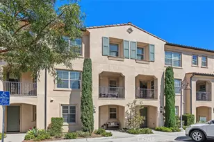160 Capricorn, Irvine, CA 92618 - Photo 3