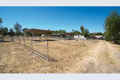 21360 Como, Wildomar, CA 92595 - Photo 33