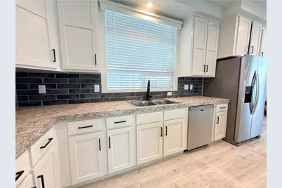 200 W. San Bernardino #75, Rialto, CA 92376 - Photo 3