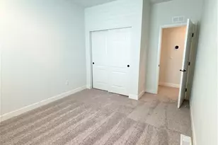 200 W San Bernardino, Rialto, CA 92376 - Photo 9