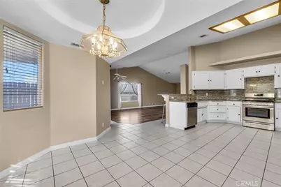 18822 Westlawn Street, Hesperia, CA 92345 - Photo 17