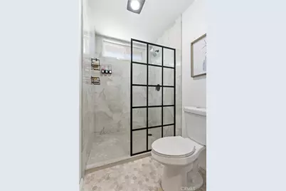215 Wichita #406, Huntington Beach, CA 92648 - Photo 23