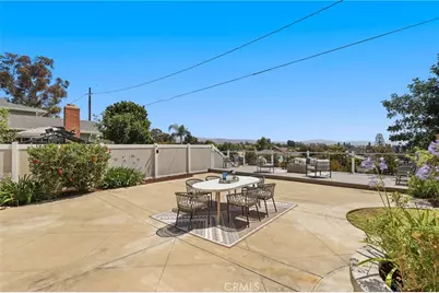 2524 Hartford Avenue, Fullerton, CA 92835 - Photo 27
