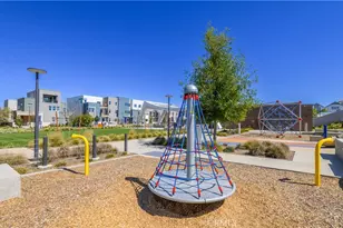128 Keeper, Irvine, CA 92618 - Photo 43