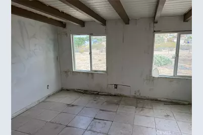 6587 Rose Ellen Avenue, 29 Palms MCB, CA 92277 - Photo 9