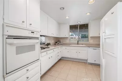125 Via Estrada #H, Laguna Woods, CA 92637 - Photo 11