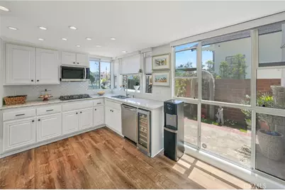 16266 Tisbury, Huntington Beach, CA 92649 - Photo 5