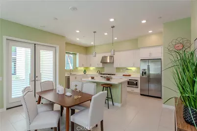 130 Waypoint, Tustin, CA 92782 - Photo 9
