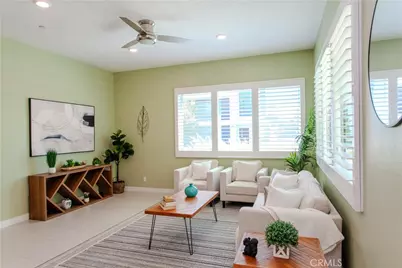 130 Waypoint, Tustin, CA 92782 - Photo 3