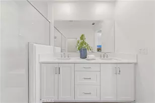 253 Sash, Irvine, CA 92618 - Photo 33