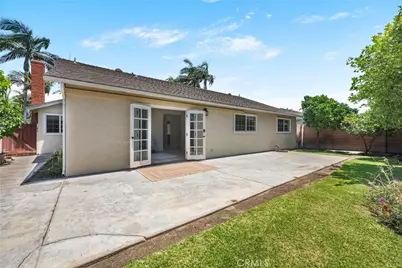 19541 Hartsdale, Huntington Beach, CA 92646 - Photo 27
