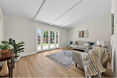 19541 Hartsdale, Huntington Beach, CA 92646 - Photo 5