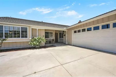 19541 Hartsdale, Huntington Beach, CA 92646 - Photo 3