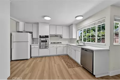 19541 Hartsdale, Huntington Beach, CA 92646 - Photo 9