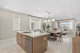 825 Sonia, Irvine, CA 92618 - Photo 5