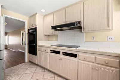 25502 Ponce Court, Laguna Hills, CA 92653 - Photo 9