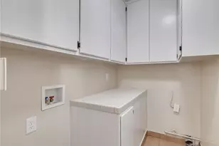 16754 Merrill St, Victorville, CA 92395 - Photo 9