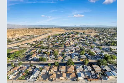 16754 Merrill Street, Victorville, CA 92395 - Photo 23