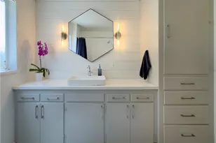 933 Coast View Dr, Laguna Beach, CA 92651 - Photo 21