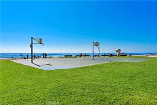 933 Coast View Dr, Laguna Beach, CA 92651 - Photo 57