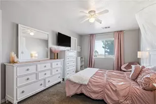 11385 Trinity Rd, Oak Hills, CA 92344 - Photo 23