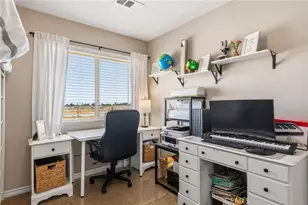11385 Trinity Rd, Oak Hills, CA 92344 - Photo 15
