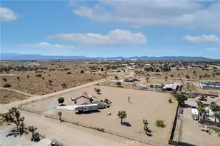 11385 Trinity Rd, Oak Hills, CA 92344 - Photo 33