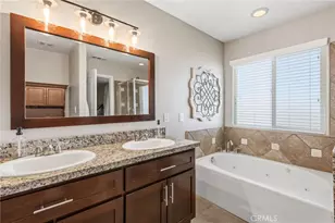 11385 Trinity Rd, Oak Hills, CA 92344 - Photo 19
