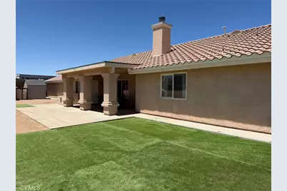 11385 Trinity Road, Oak Hills, CA 92344 - Photo 27