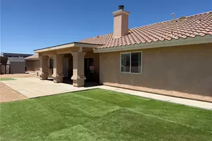 11385 Trinity Rd, Oak Hills, CA 92344 - Photo 27