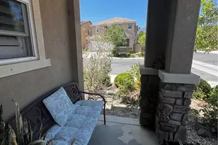 11555 Valley Oak Ln, Corona, CA 92883 - Photo 3